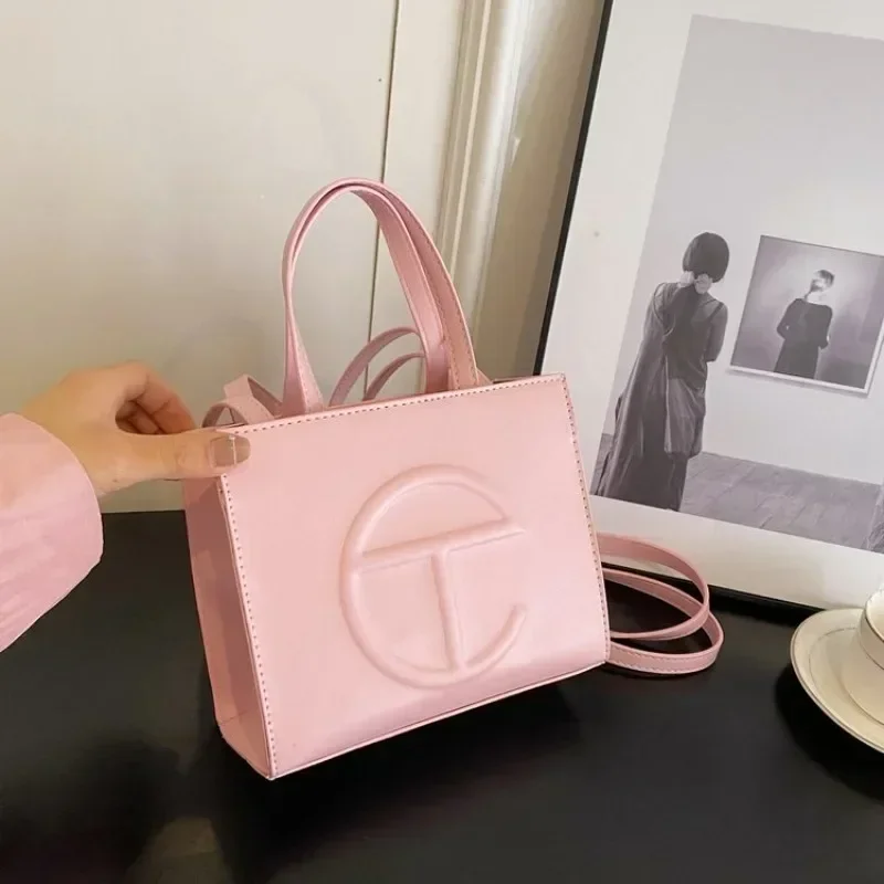 Классическая кожаная сумка-кро – обзор и цена Women Bags Popular Brands
